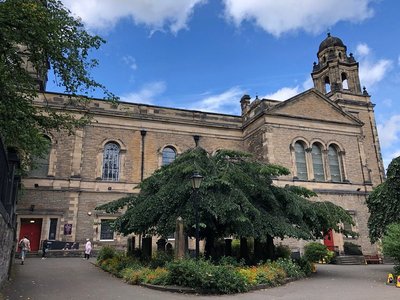 성 커스버트 교구 교회 (더 패리시 처치 오브 세인트 커스버트)